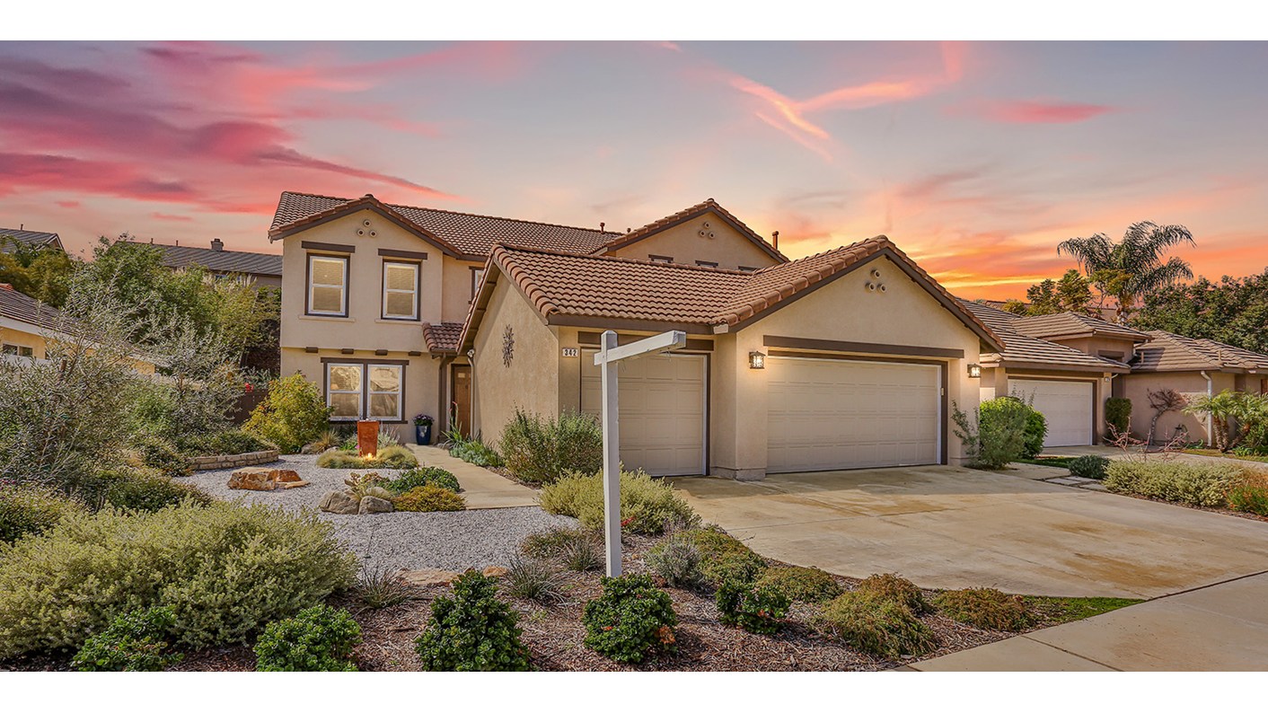 342 Selkirk Drive, Corona, CA 92881