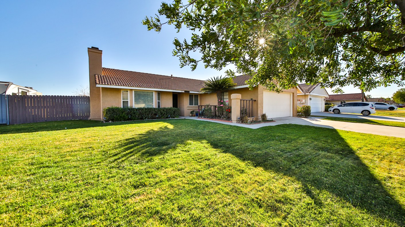 1371 West Norwood Street, Rialto, CA 92377