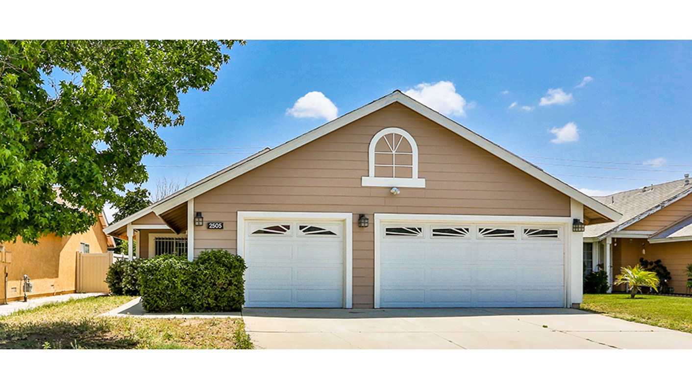 2505 Spectacular Bid St, Perris, CA 92571