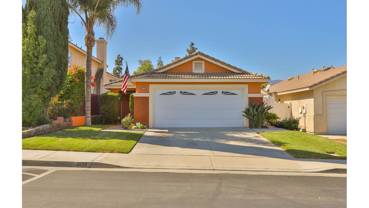 3132 Rowena Drive, Corona, CA 92882
