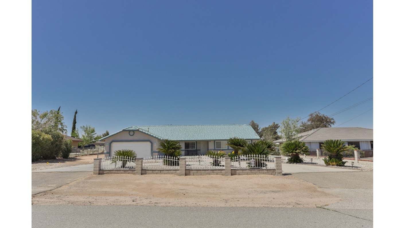 18448 Damon Drive, Hesperia, CA 92345