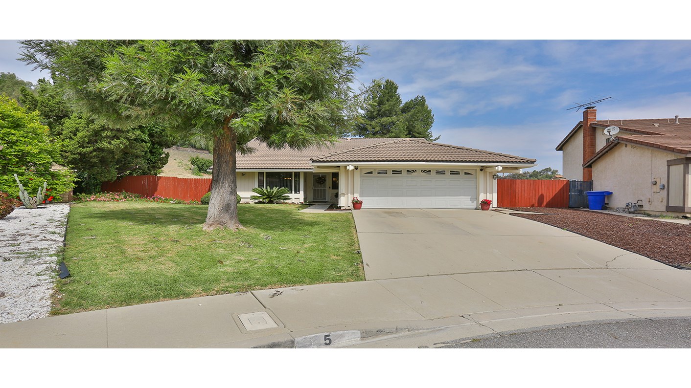 5 Copper Canyon Circle, Phillips Ranch, CA 91766