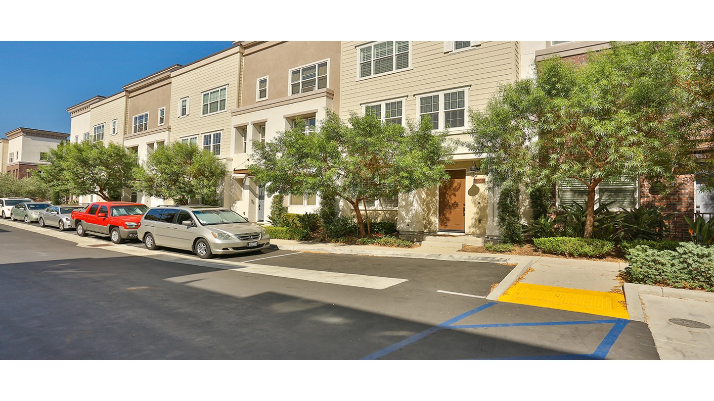 160 East Commercial Street, San Dimas, CA 91773