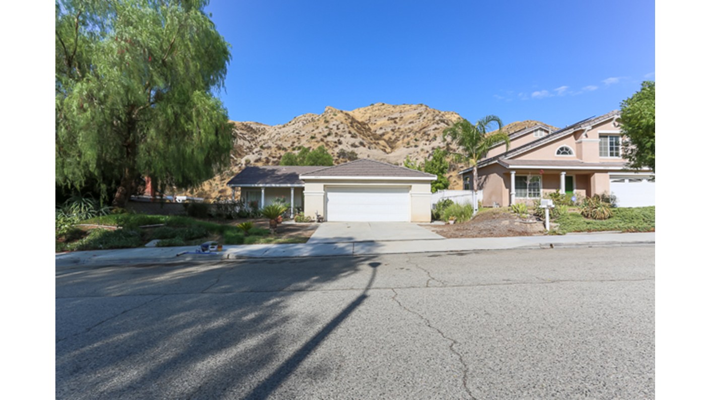 30455 Jasmine Valley Drive, Santa Clarita, CA 91387