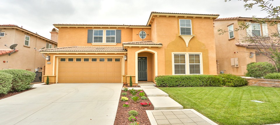 5566 Scharf Ave, Fontana, CA 92336