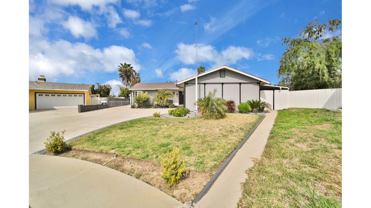 13002 Edderton Avenue, La Mirada, CA 90638