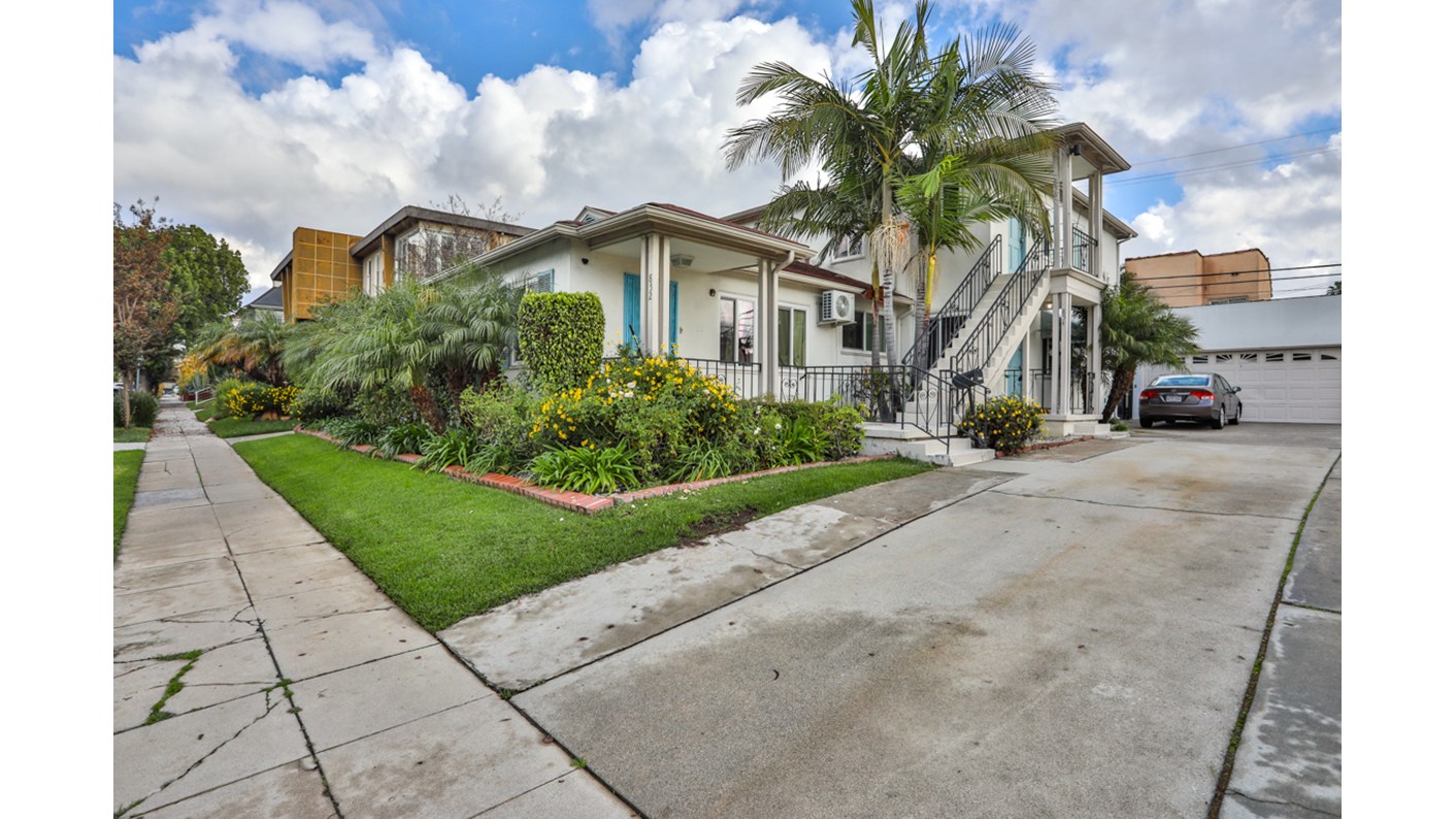 854 Alandele Avenue, Los Angeles, CA 90036