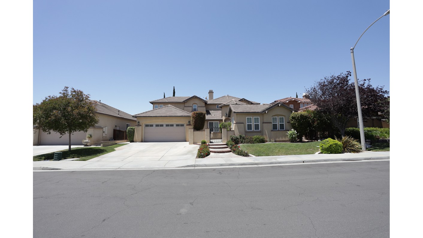 44915 Bouchaine Street, Temecula, CA 92592