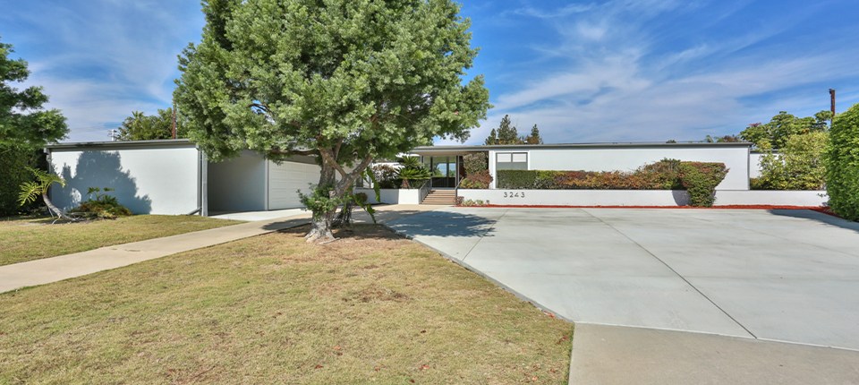 3243 E. Charlinda, West Covina, CA 91791