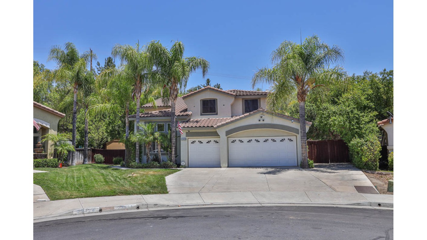 23420 Applegate Court, Murrieta, CA 92562