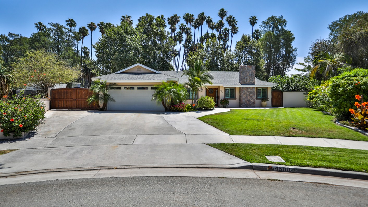 4500 Circle Lazy J Road, Riverside, CA 92501