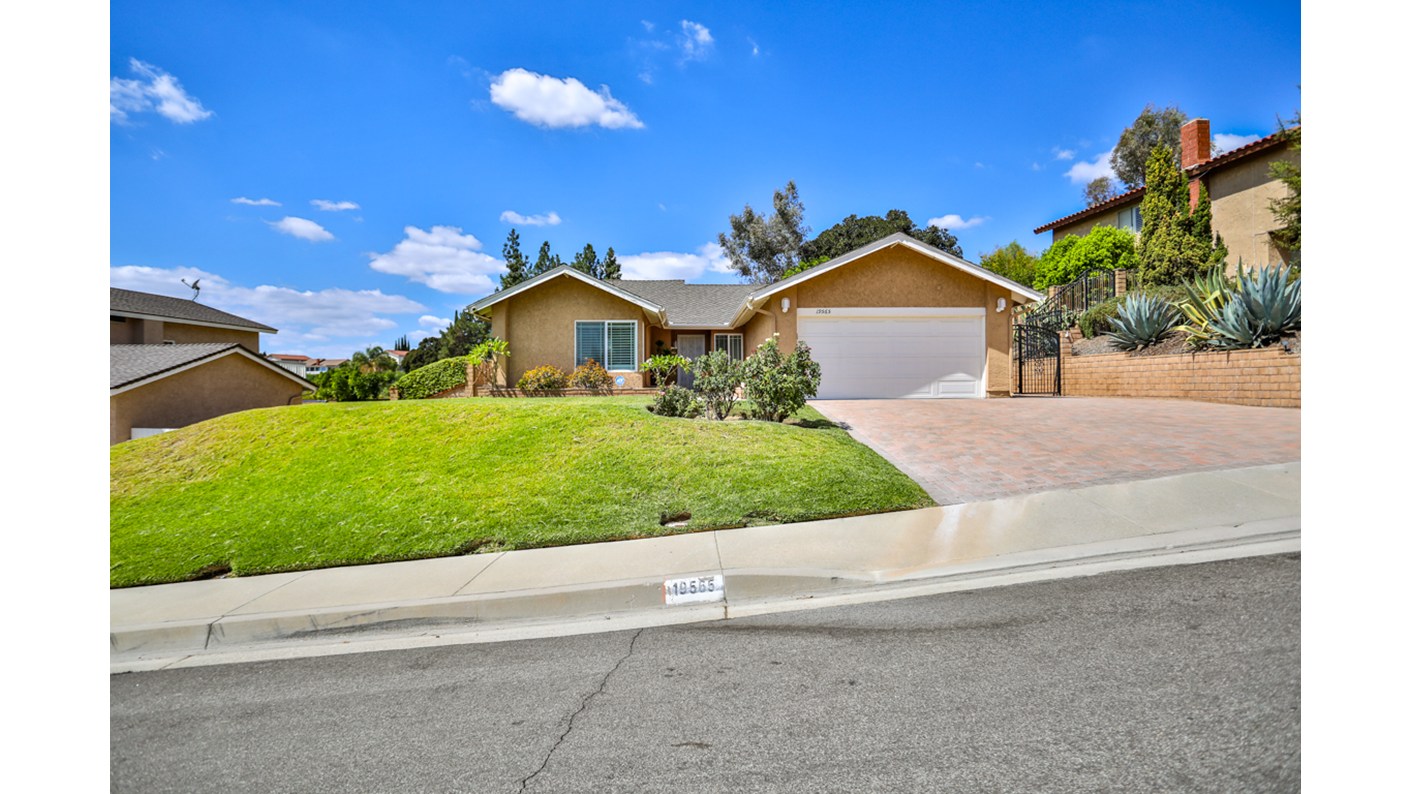 19565 Vista Hermosa Dr, Walnut, CA 91789