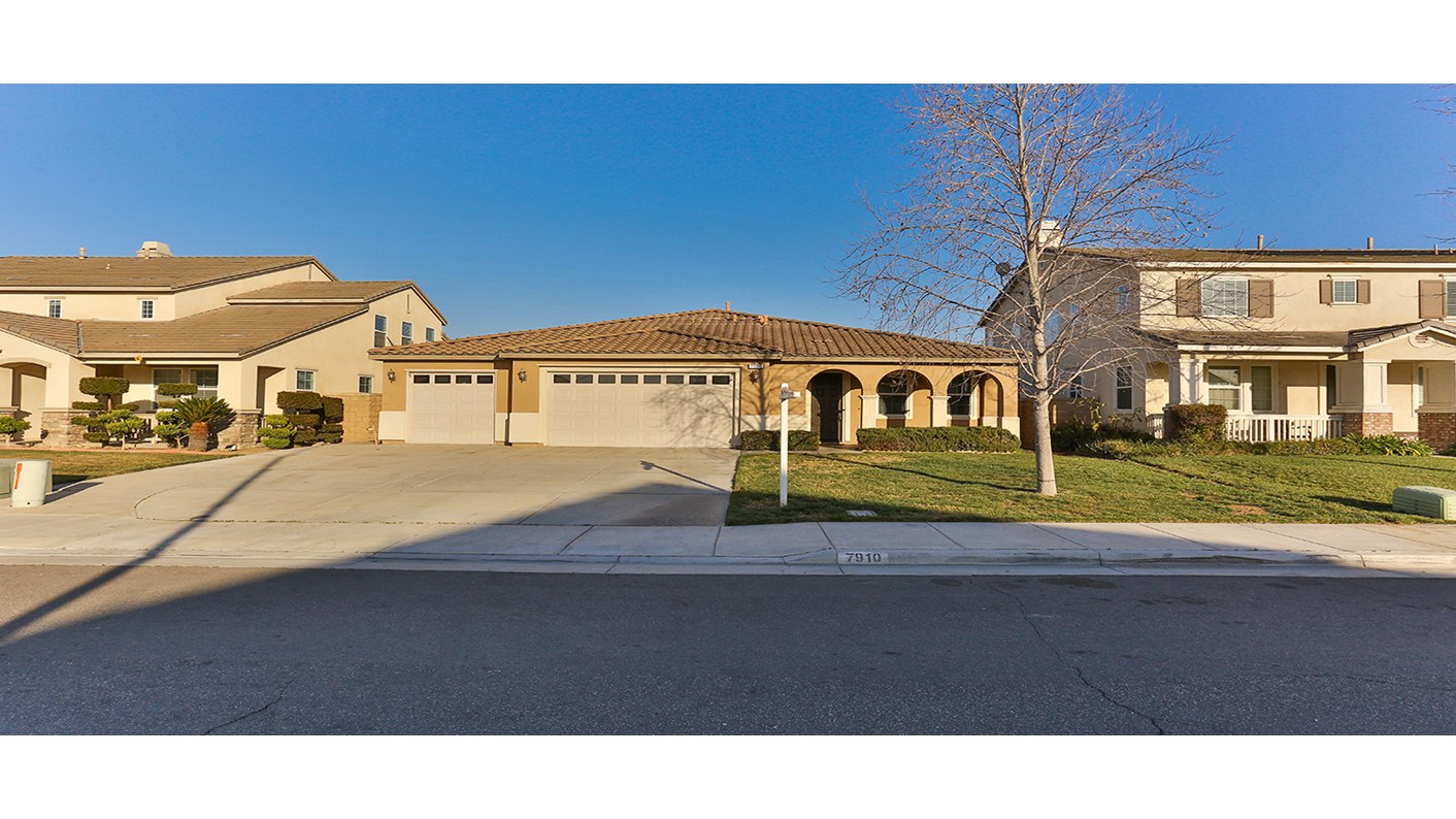 7910 Serenity Falls Road, Eastvale, CA 92880