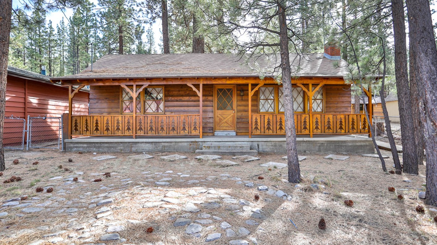 508 West Aeroplane Boulevard, Big Bear, CA 92314