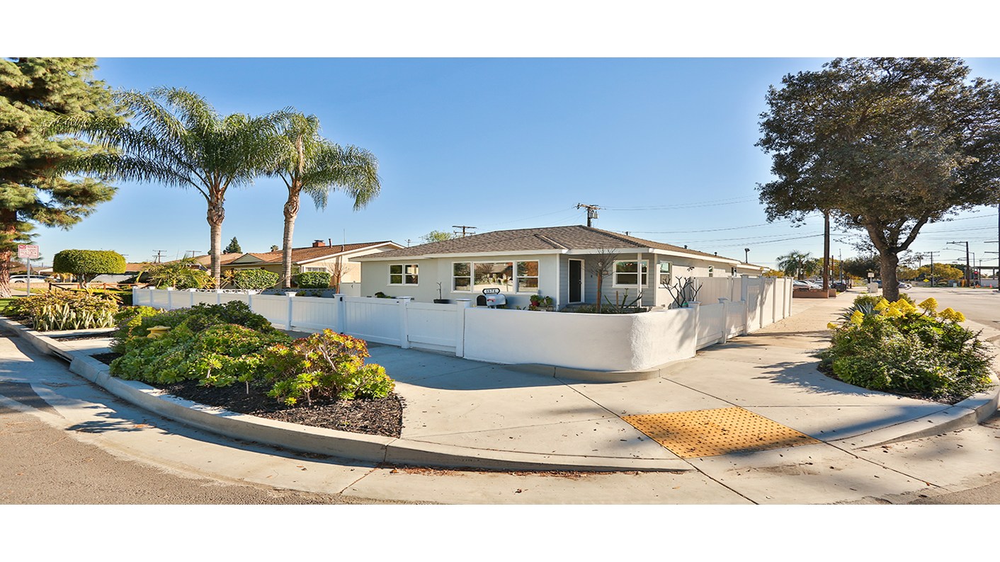 1574 W. Amerige Ave., Fullerton, CA 92833