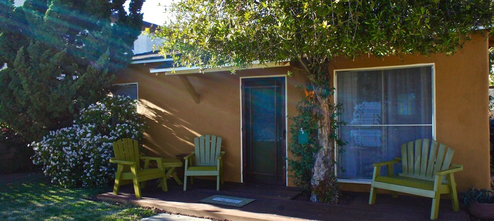 12909 Walsh Avenue, Los Angeles, CA 90066