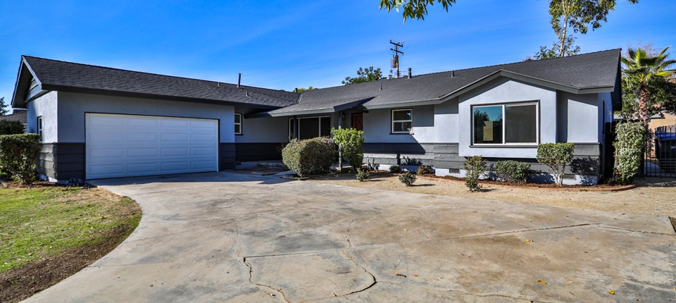 1042 West La Deney Drive, Ontario, CA 91762