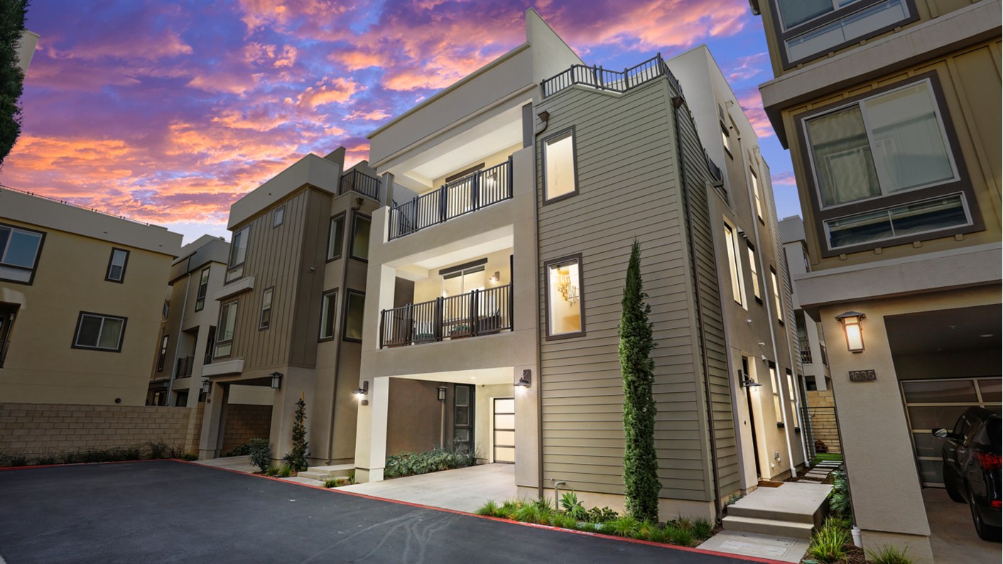 1633 Cliff Isle Way, Costa Mesa, CA 92627