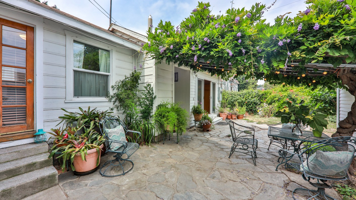 10653 Russett Avenue, Sunland, CA 91040