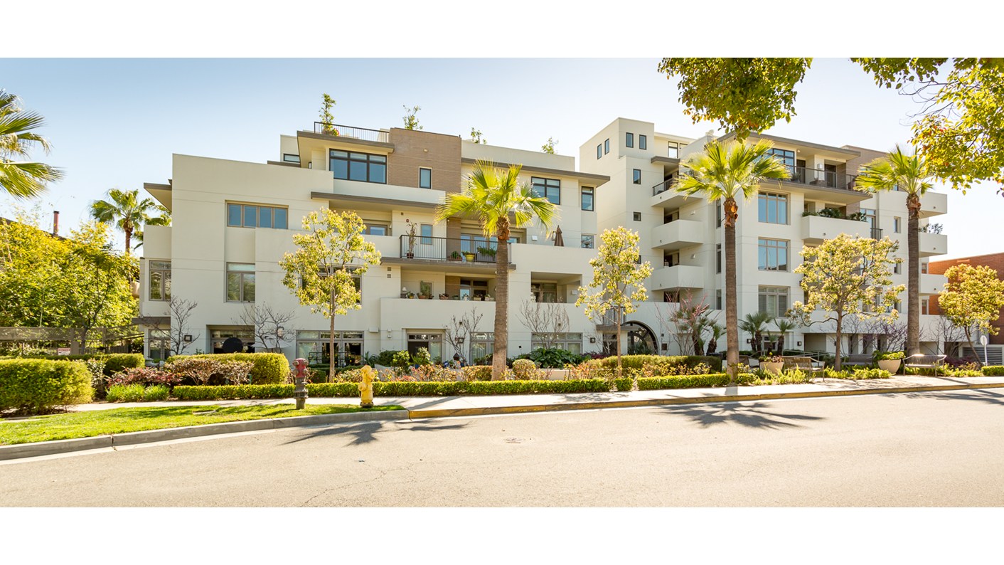 920 Granite Drive Unit 106, Pasadena, CA 91101