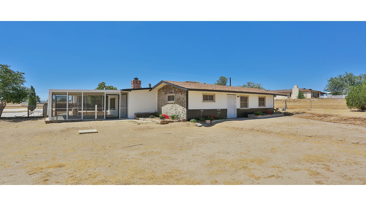 13509 Seneca Road, Victorville, CA 92392