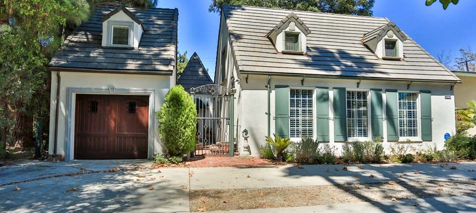 12967 Valleyheart Dr, La, CA 91604