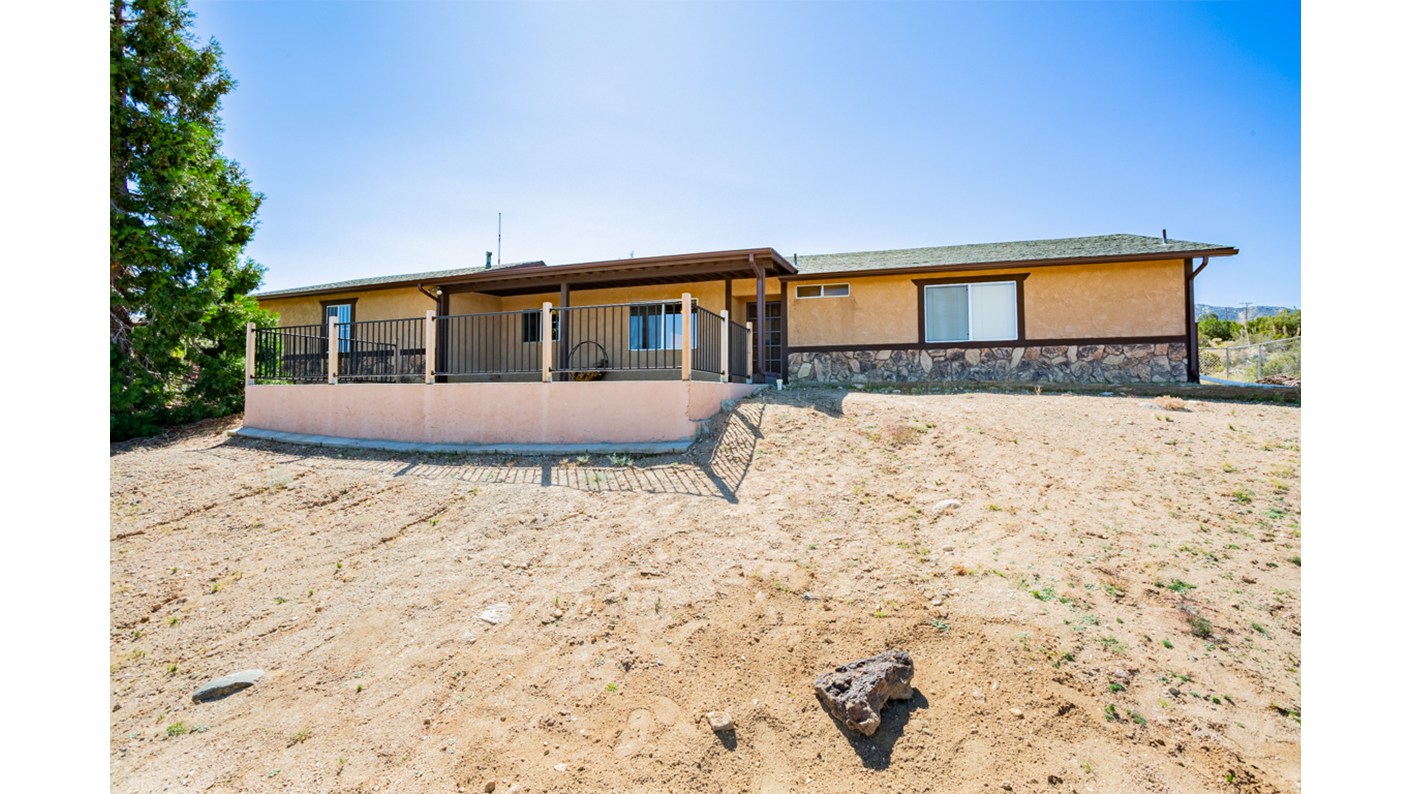 453 Sage Road, Pinon Hills, CA 92372