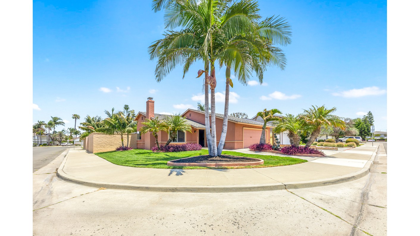 6921 Tucana Drive, Huntington Beach, CA 92647