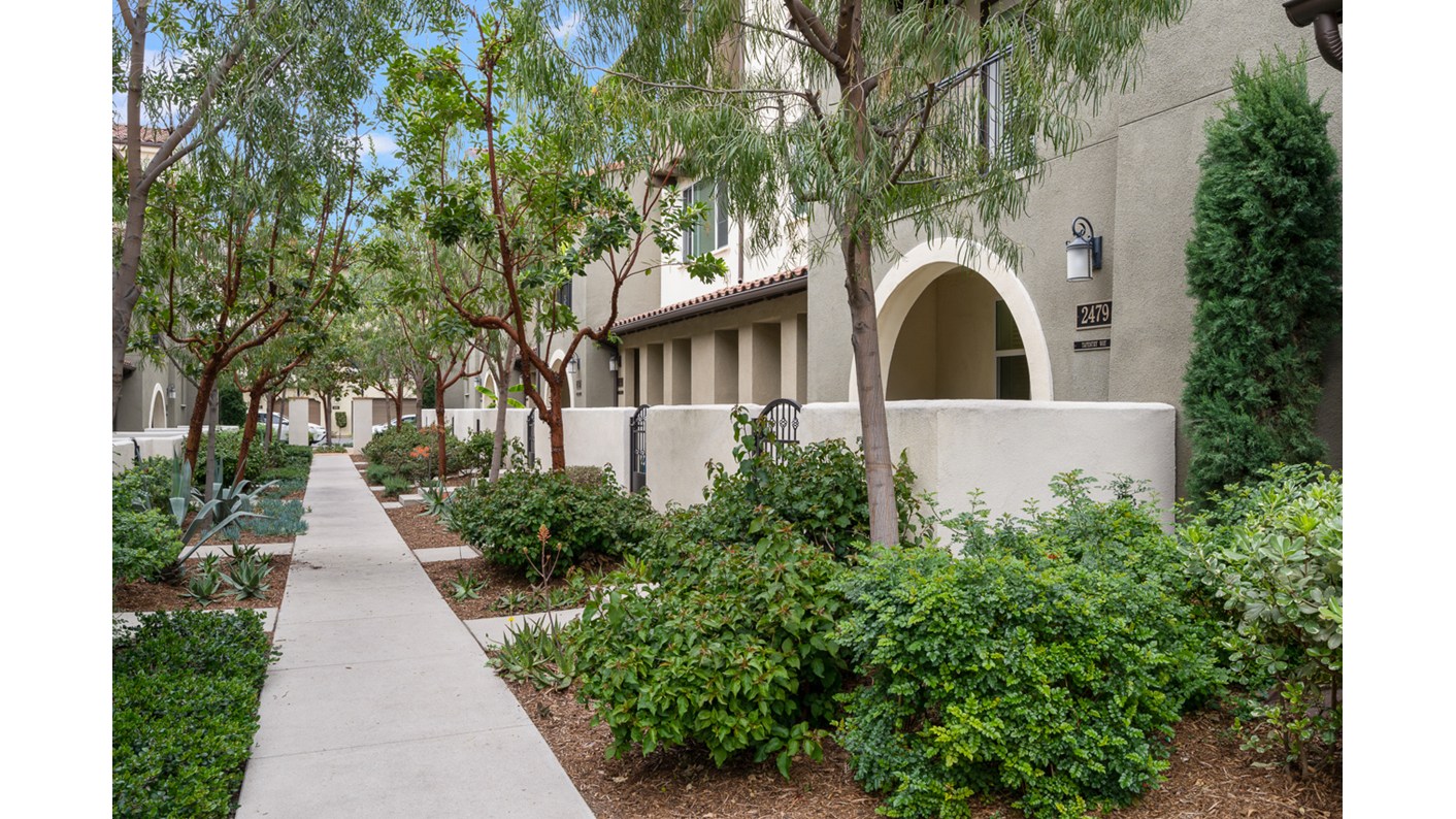 2479 Tapestry Way, Anaheim, CA 92802