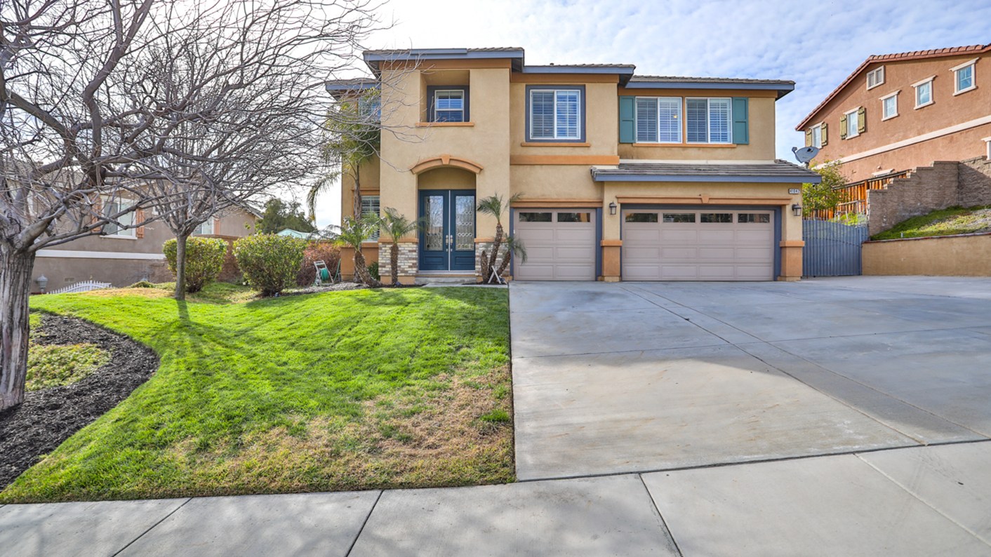 41042 Sunsprite Street, Lake Elsinore, CA 92532