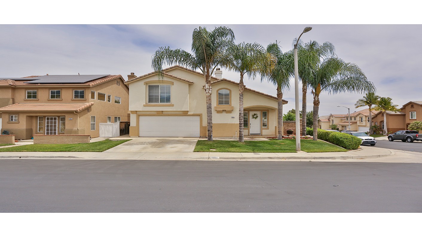 1091 Viewpointe Lane, Corona, CA 92881