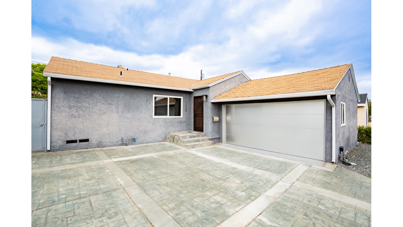 2430 North 6th Street, Burbank, CA 91504