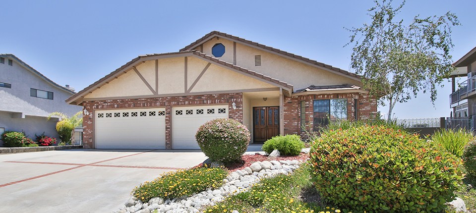 29442 Stampede Way, Canyon Lake, CA 92587