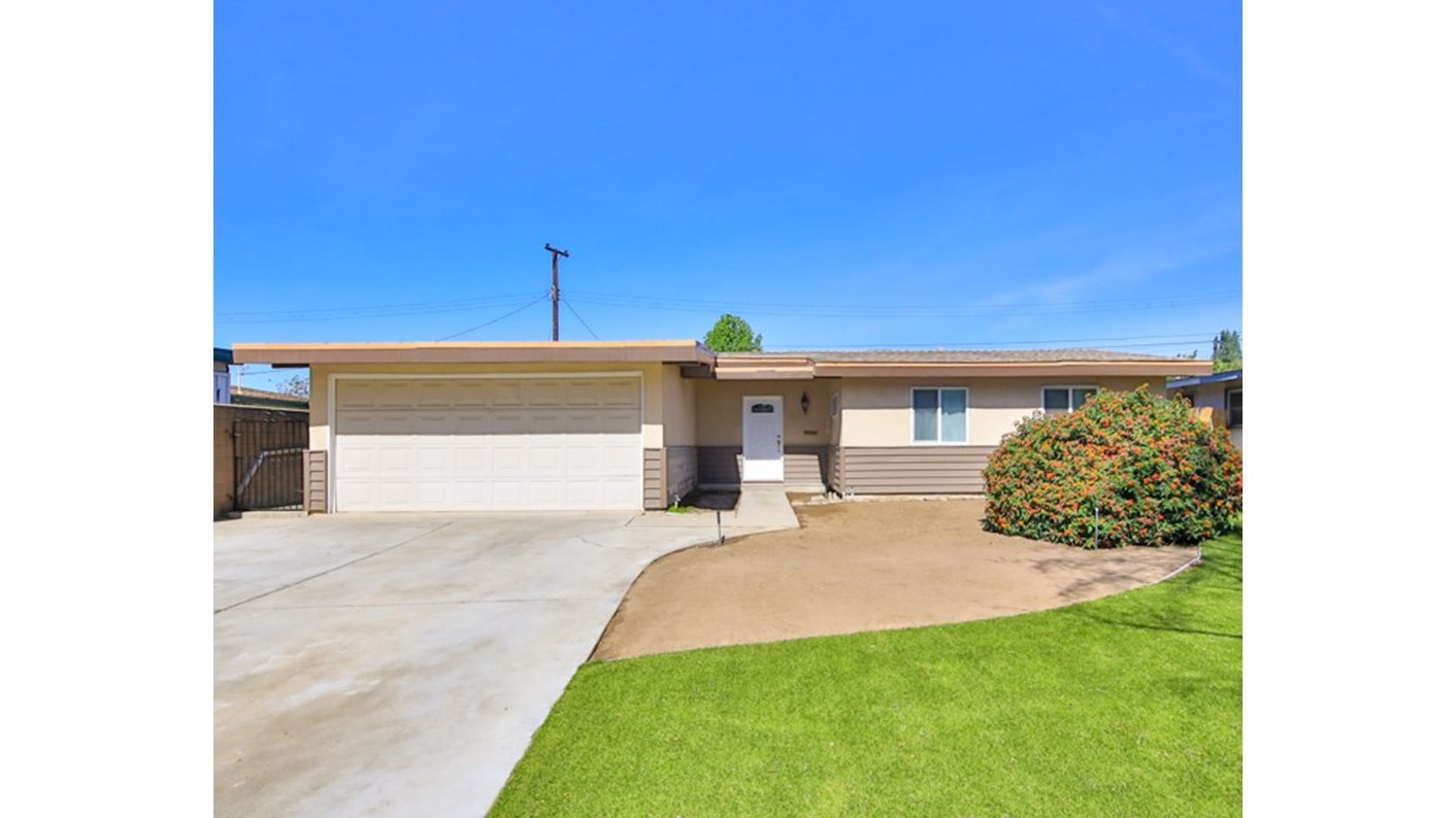 343 North Twintree Avenue, Azusa, CA 91702