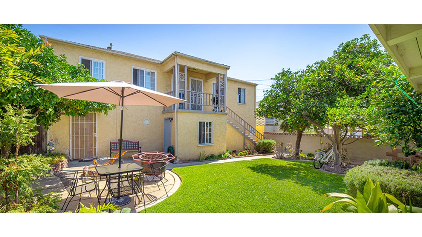 1968 Saint Louis Avenue, Signal Hill, CA 90755