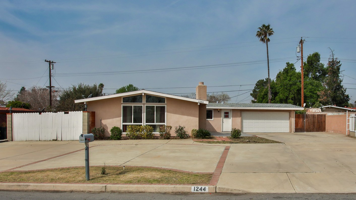 1244 North Pampas Avenue, Rialto, CA 92376