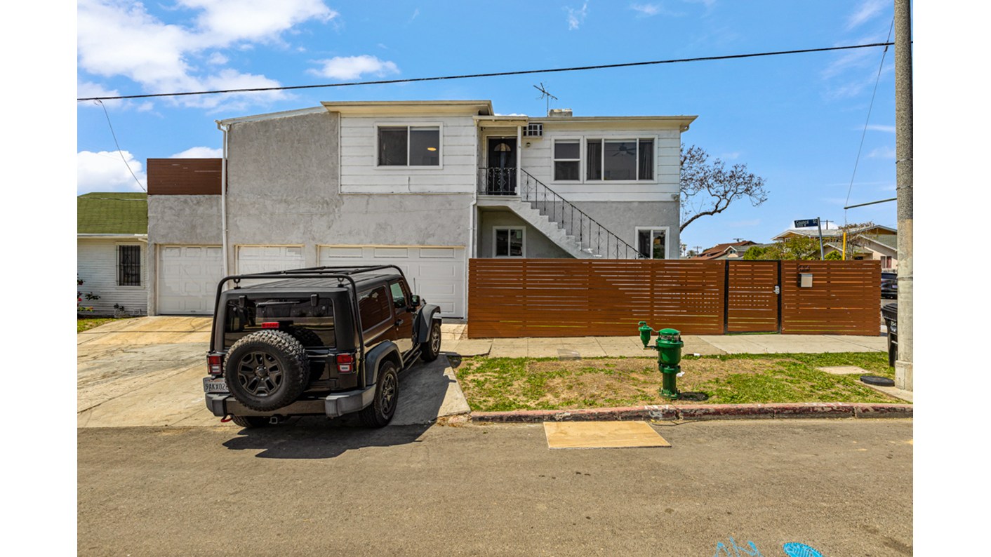 156 Robinson Street, Los Angeles, CA 90026