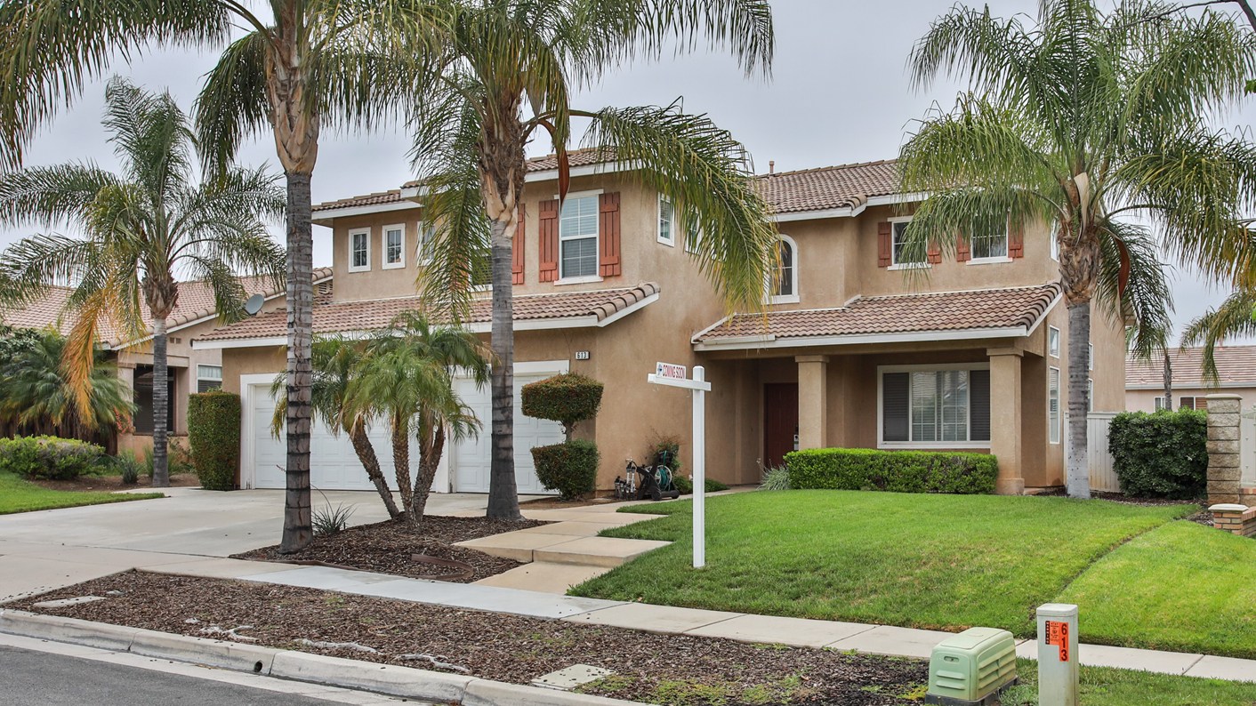 613 Huntley Drive, Corona, CA 92882