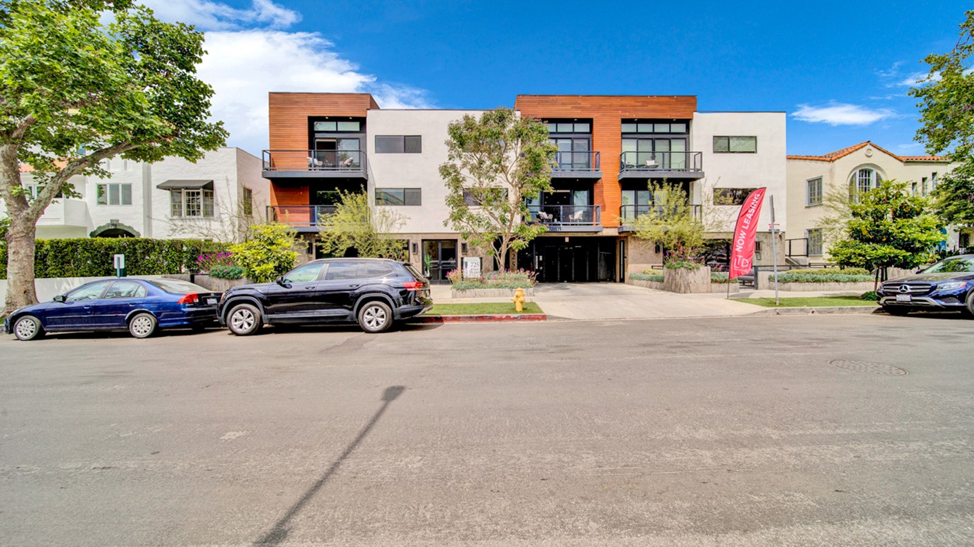 725 North Alfred Street, West Hollywood, CA 90069