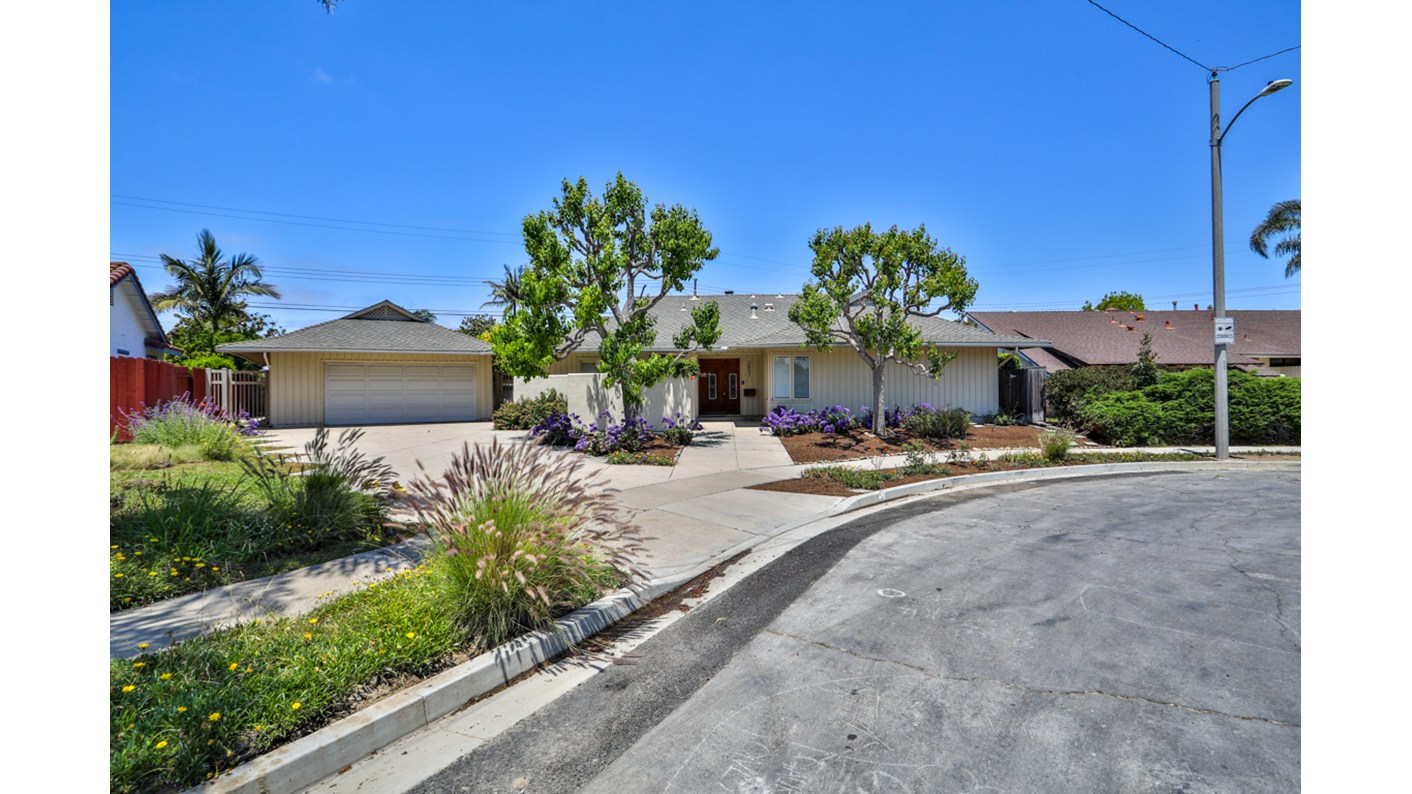 2857 Serang Place, Costa Mesa, CA 92626