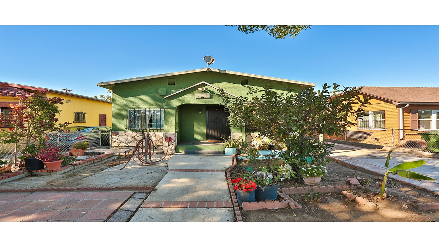 531 West 101st Street, Athens, CA 90044