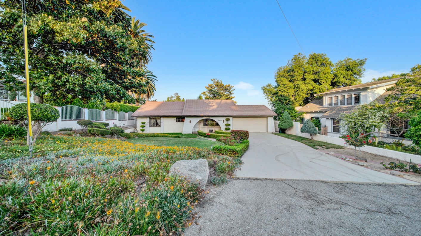 2414 Vista Drive, Upland, CA 91784