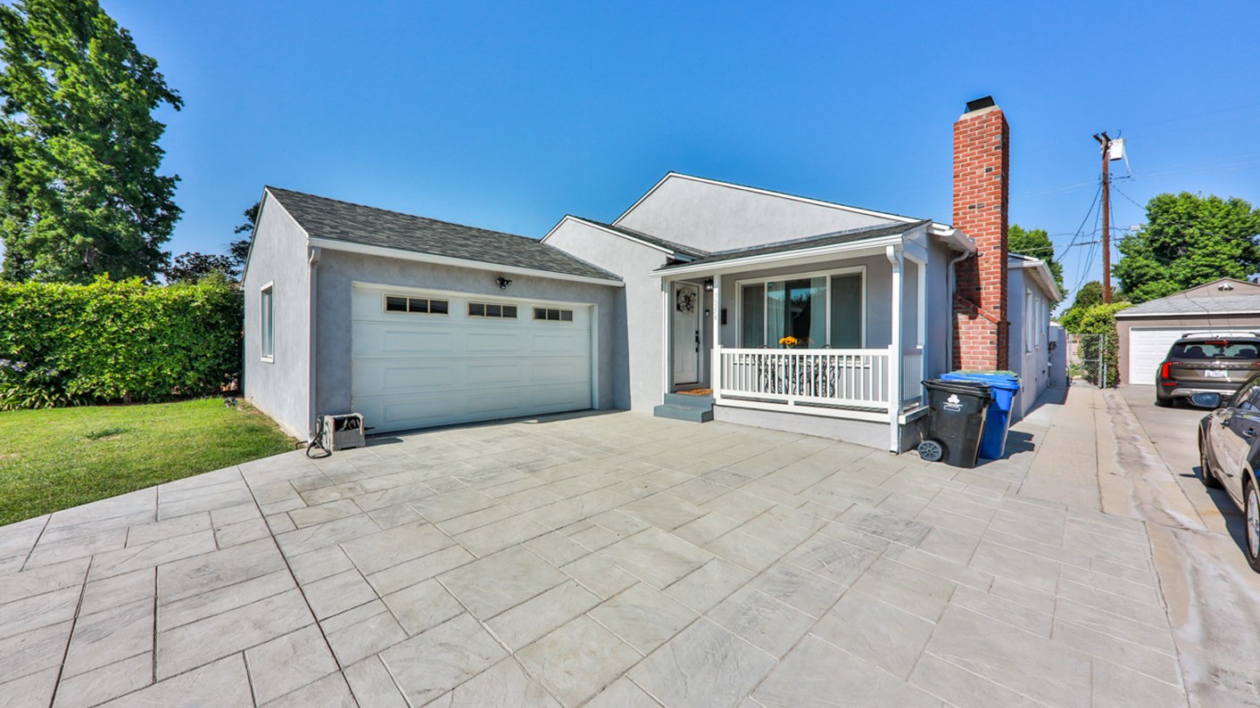 7056 Cantaloupe Avenue, Van Nuys, CA 91405