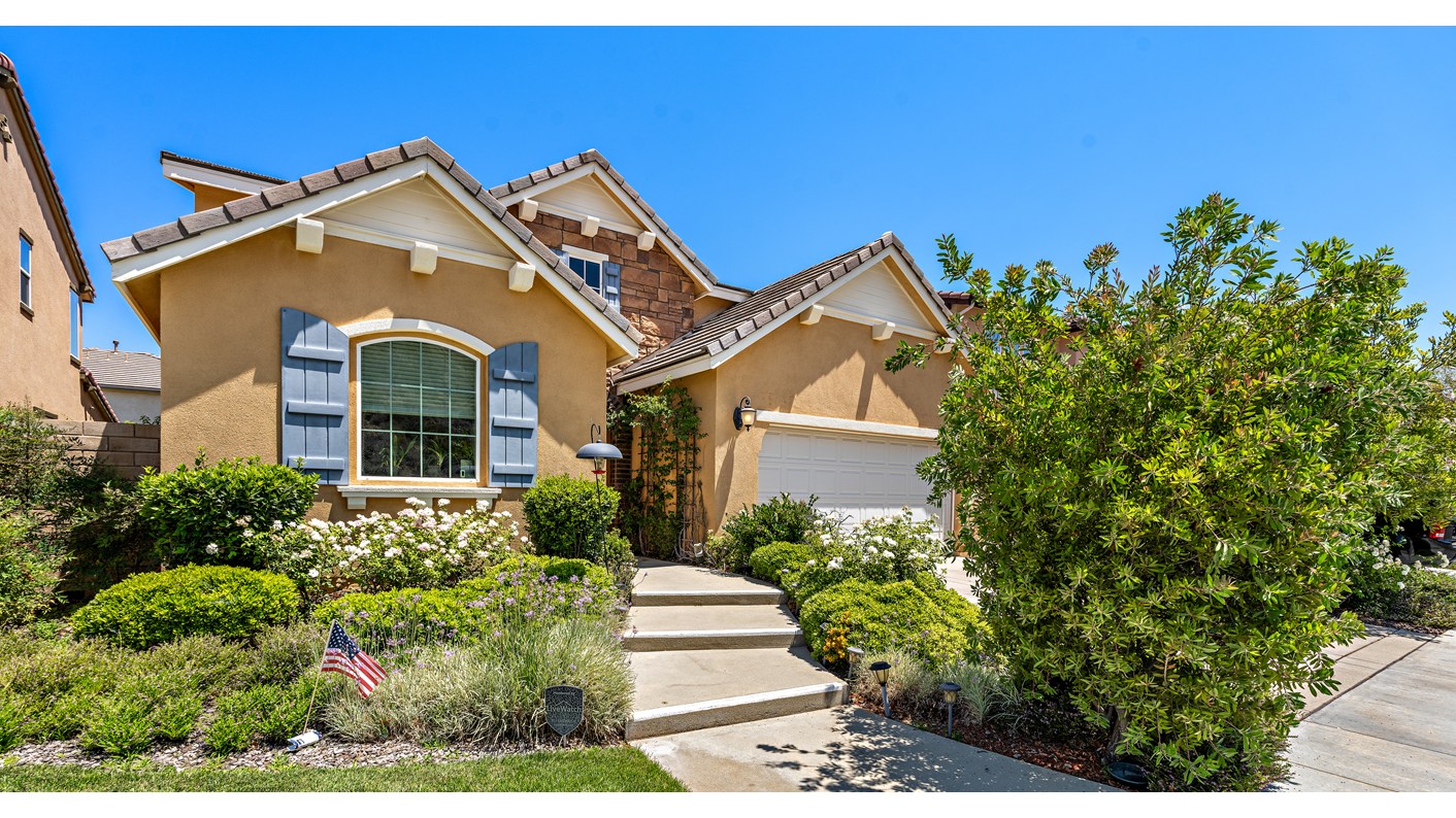 28278 Nield Court, Saugus, CA 91350