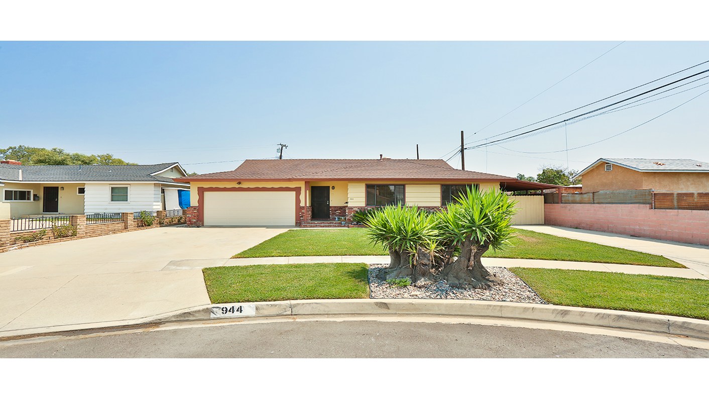 944 North Calmgrove Avenue, Covina, CA 91724