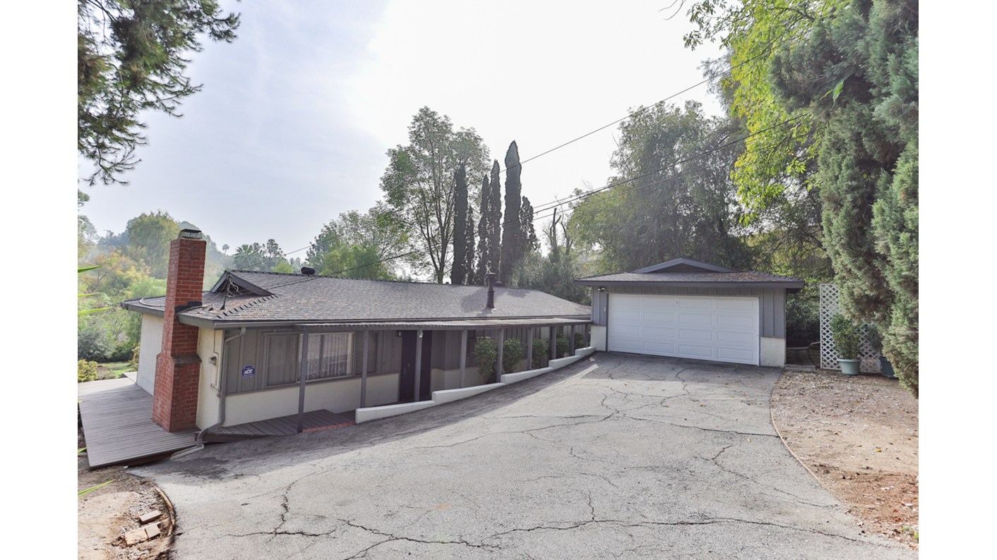 1914 West Road, La Habra Heights, CA 90631