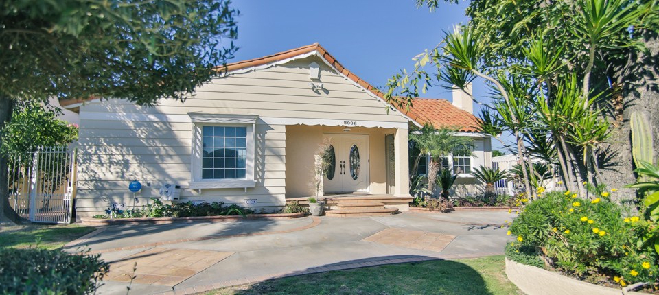 8006 Danvers St, Downey, CA 90240