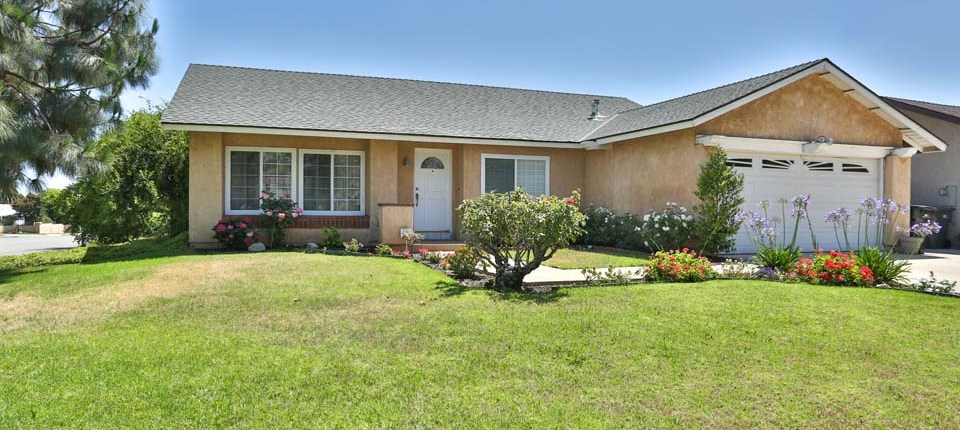 1098 Sentinel Dr, La Verne, CA 91750