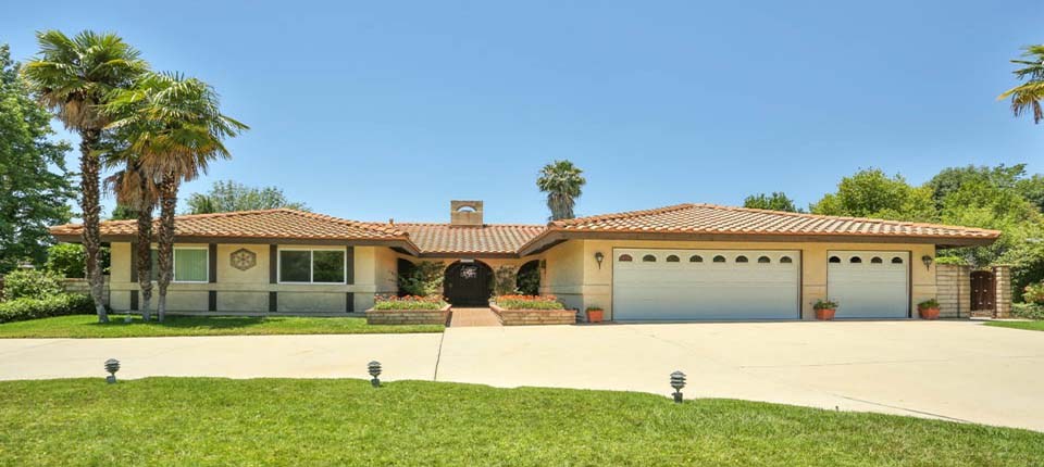 2021 La Palma, Upland, CA 91786