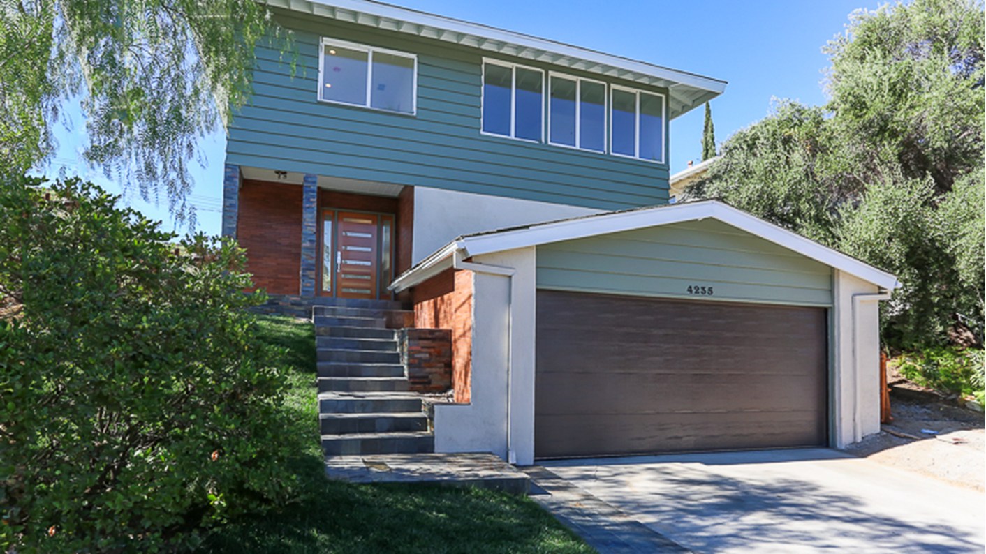 4235 Ensenada Dr, Woodland Hills, CA 91364